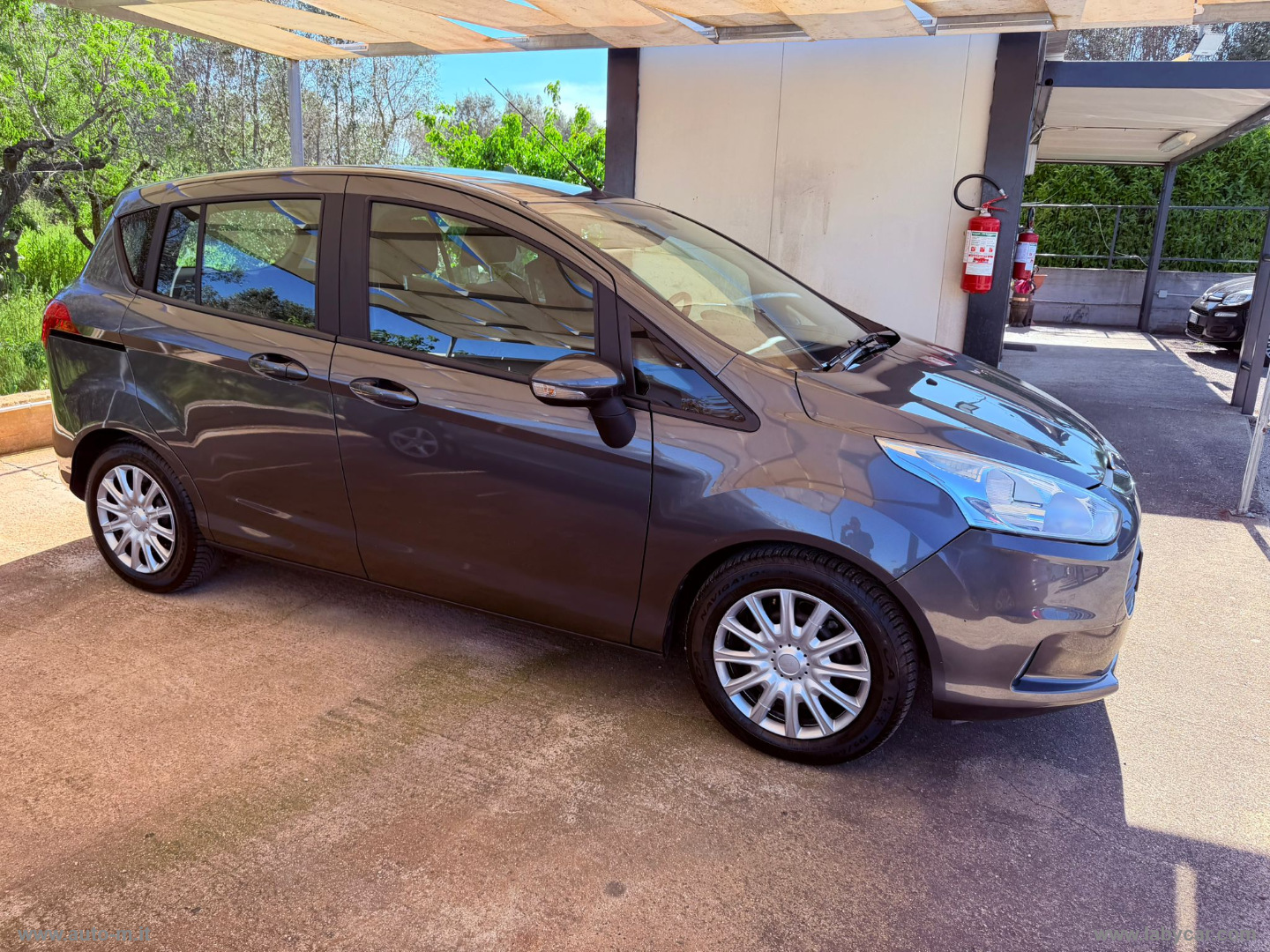 B-Max 1.4 90 CV GPL Titanium - immagine 2