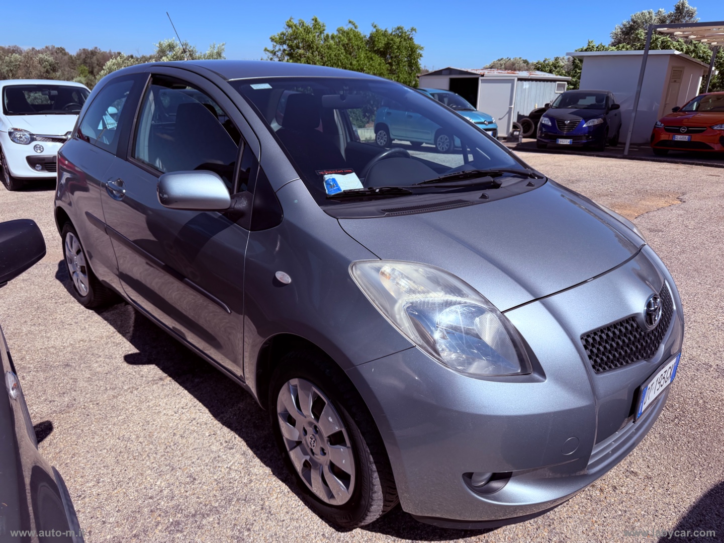 Yaris 1.0 3p. - immagine 2