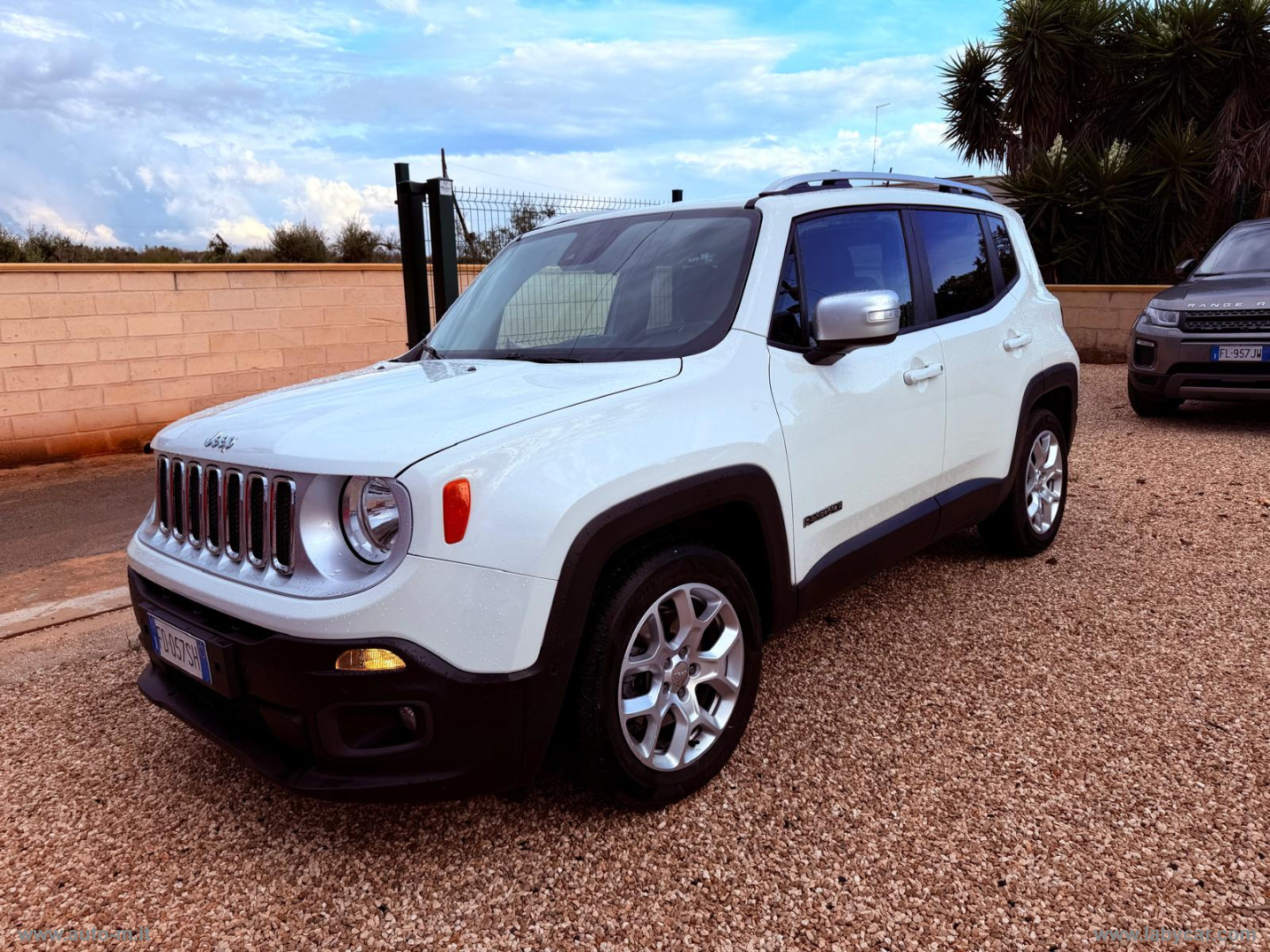 Renegade 1.6 Mjt 120CV Limited - immagine 2