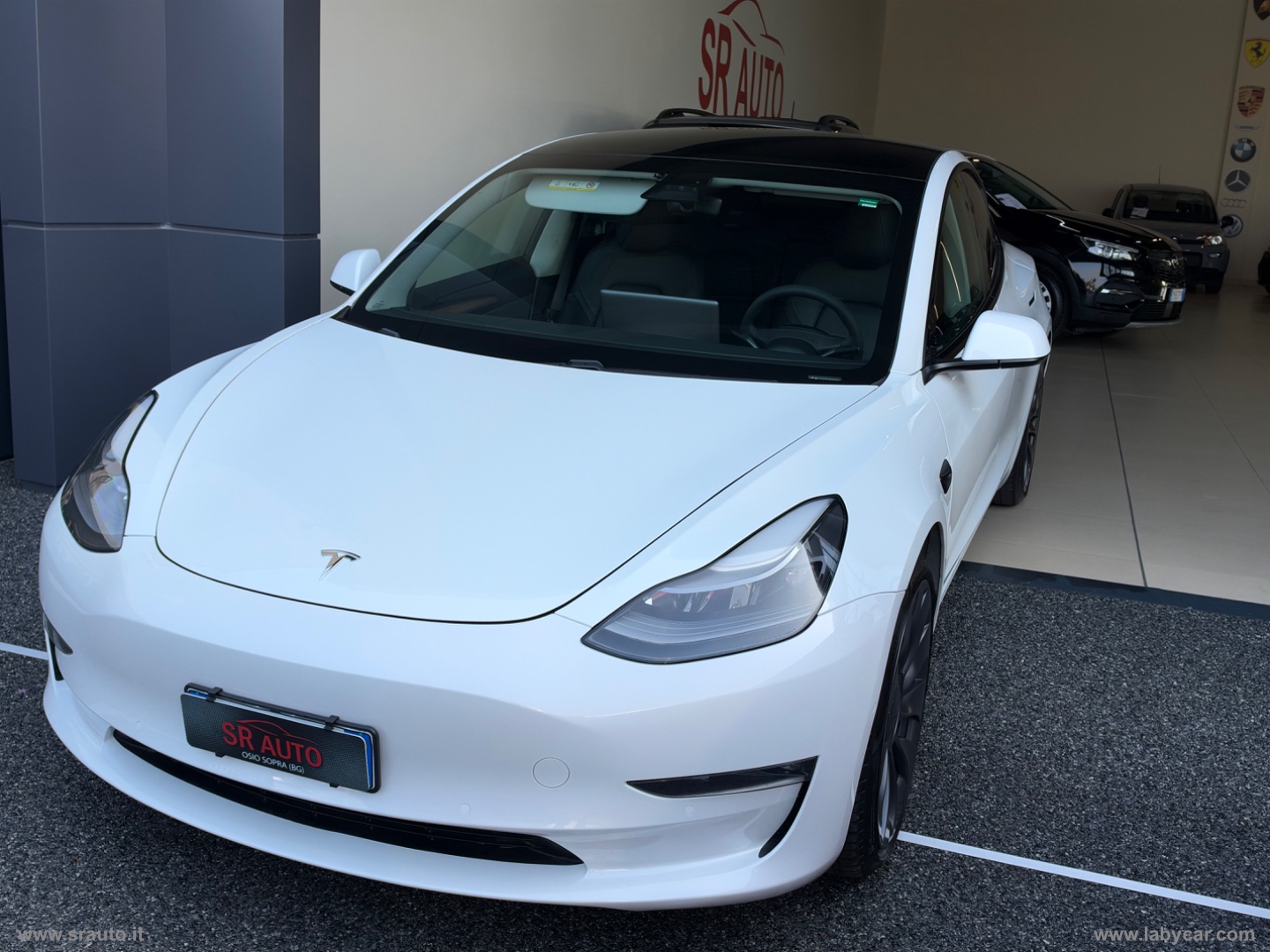 Model 3 Long Range Performance AWD - immagine 2