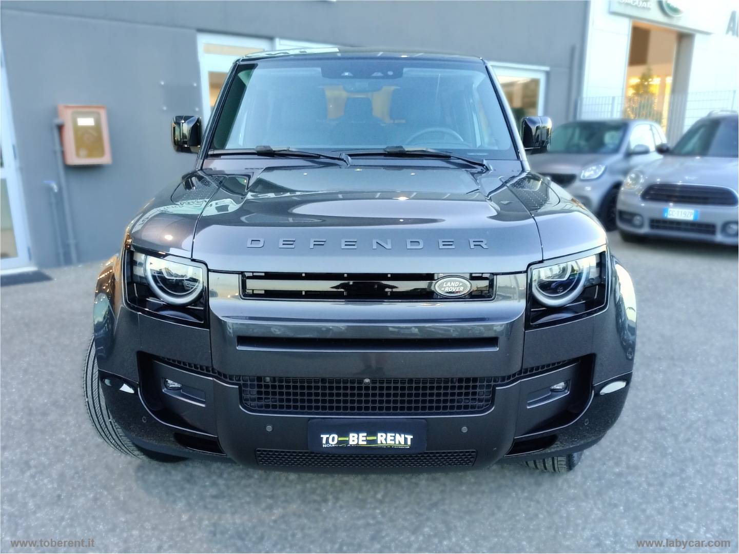 Defender 110 3.0D I6 250 CV X-Dynamic SE - immagine 2