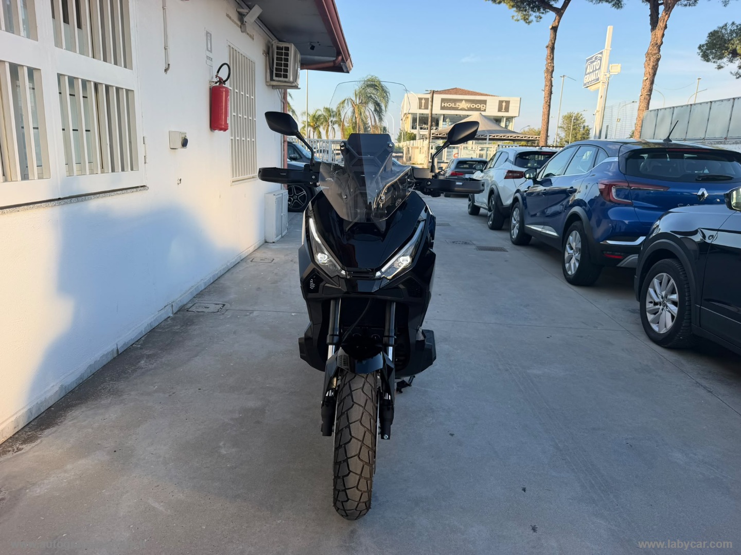 X-ADV 750 PARI NUOVO! - immagine 2