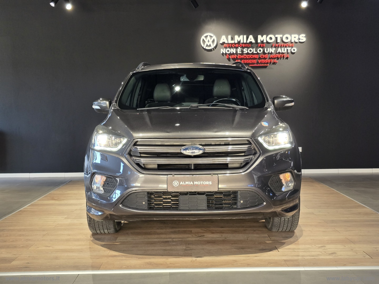 Kuga 2.0 TDCI 180 CV S&S 4WD Pow.ST-Line - immagine 2