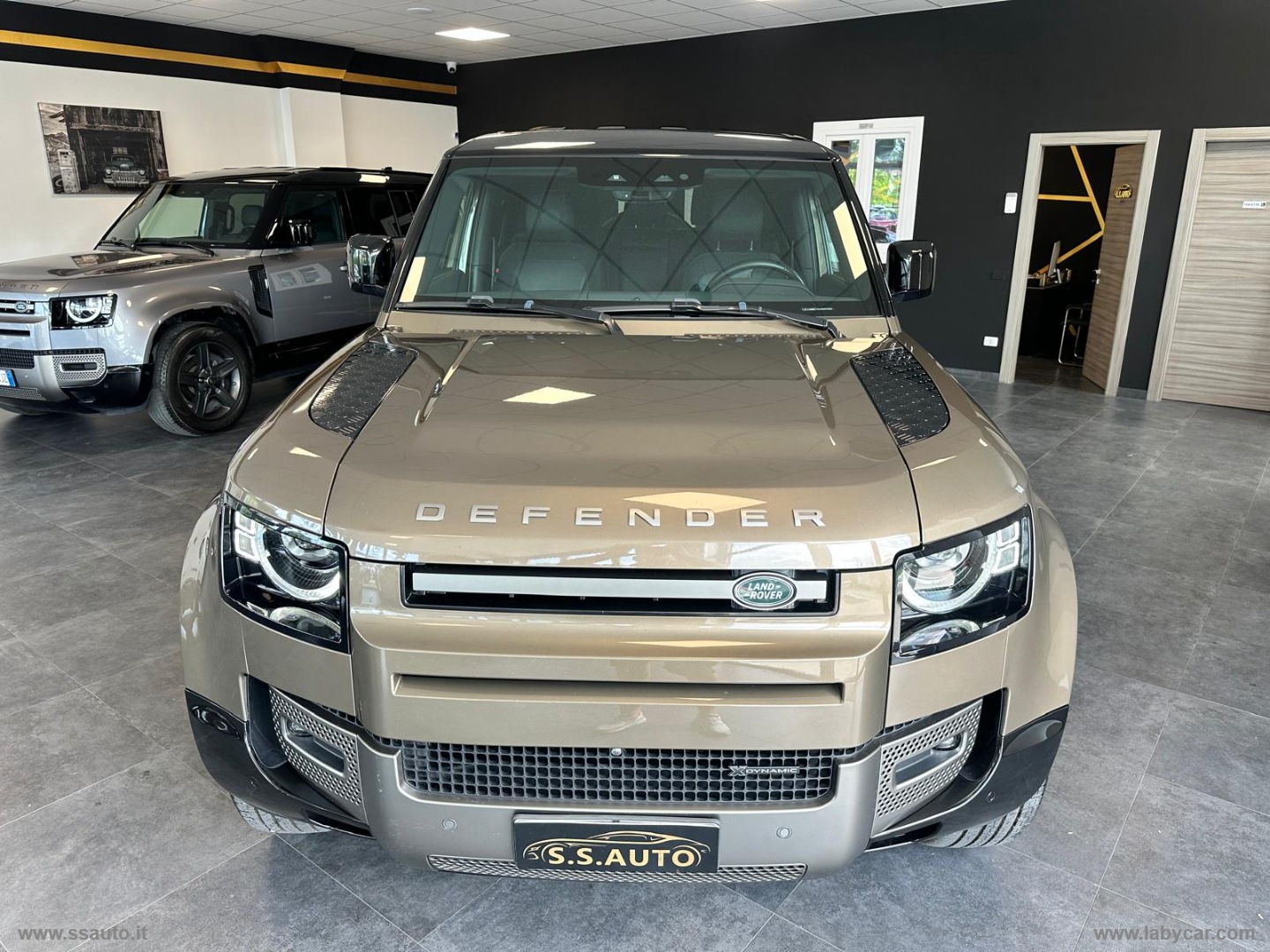 Defender 90 3.0D I6 200 CV X-Dynamic HSE SUPER PROMO!! - immagine 2