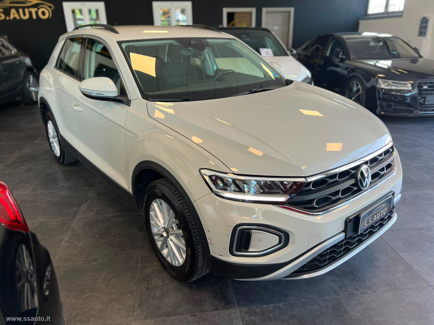 T-Roc 1.5 TSI ACT DSG Sport NESSUN OBBLIGO SI FINANZIAMENTO!! - immagine 2