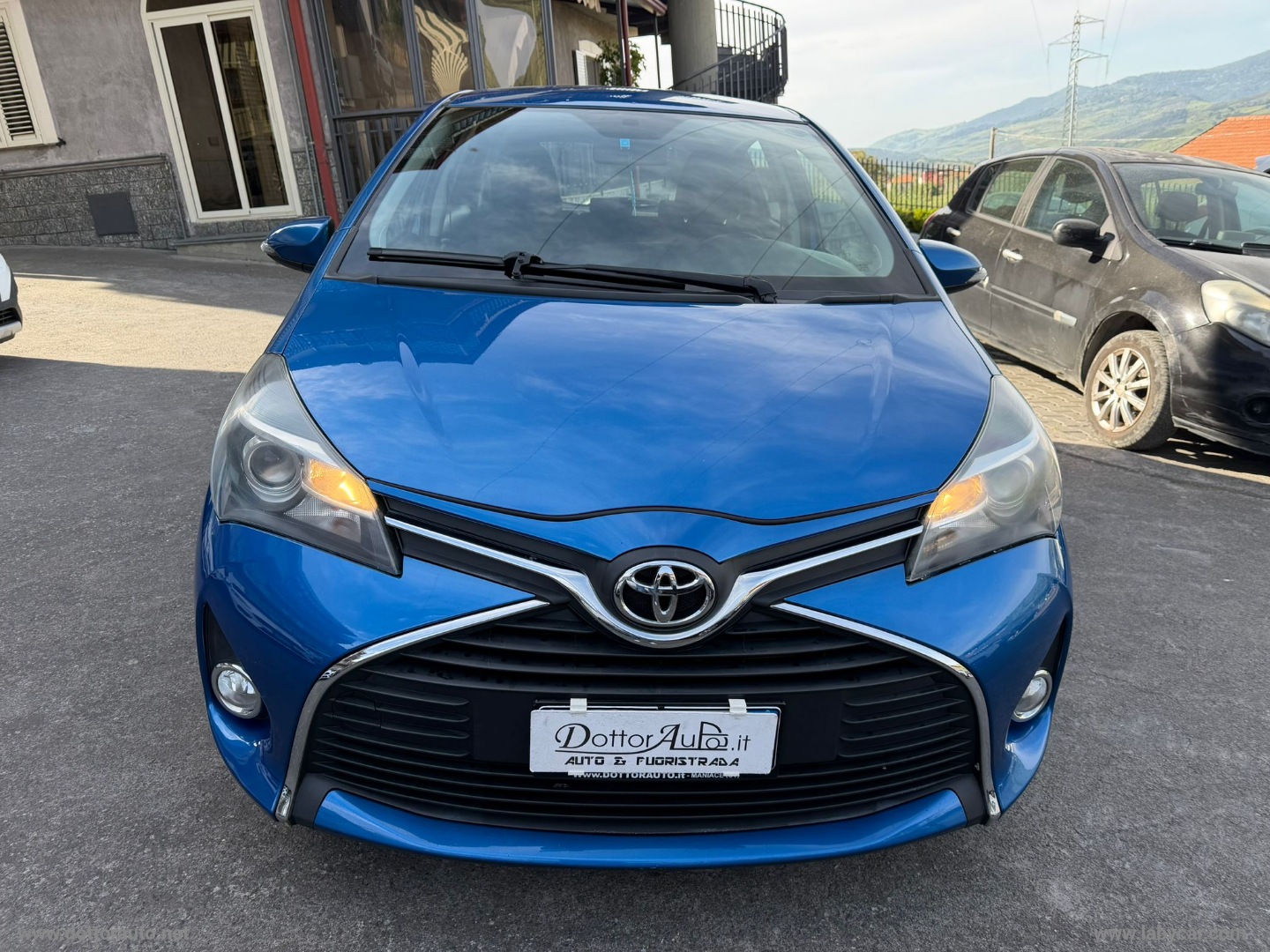 Yaris 1.4 D-4D 5p. Lounge - immagine 2