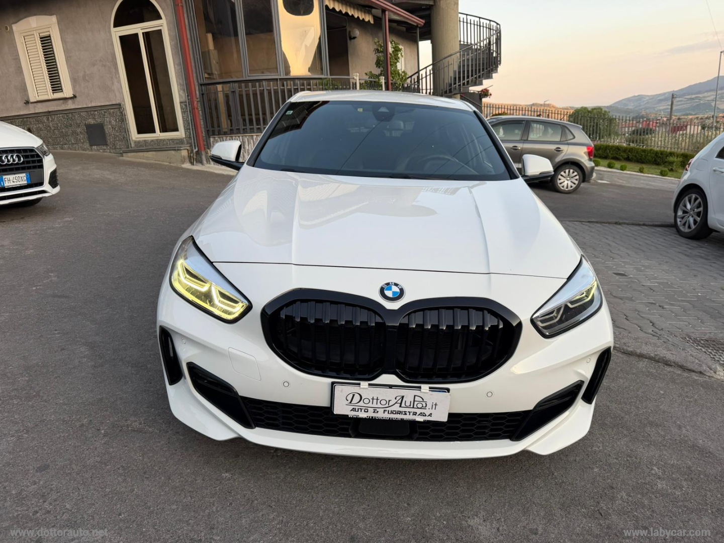 118d 5p. Business M-SPORT - immagine 2