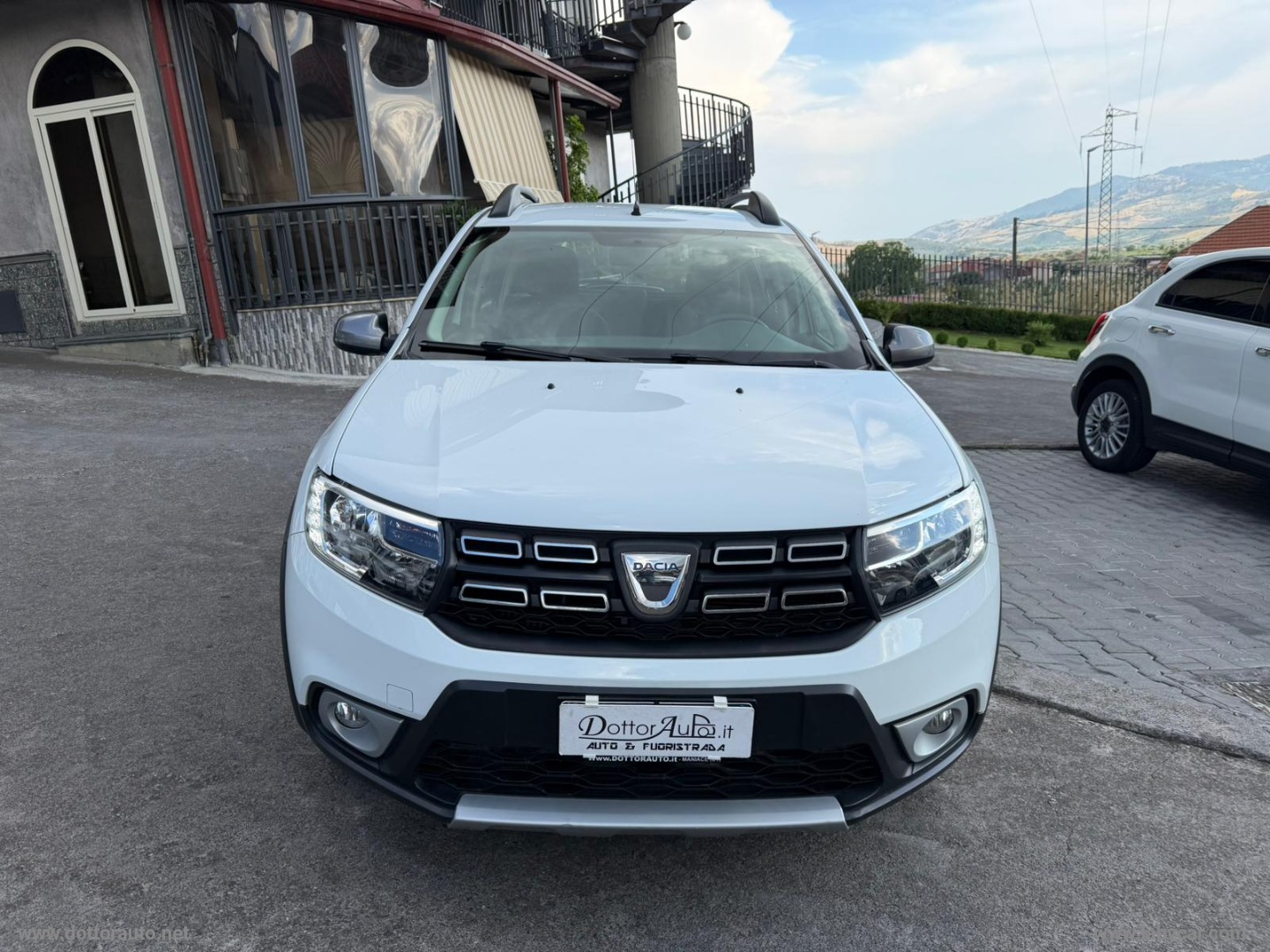 Sandero Stepway 1.5 dCi 8V 90 CV S&S - immagine 2