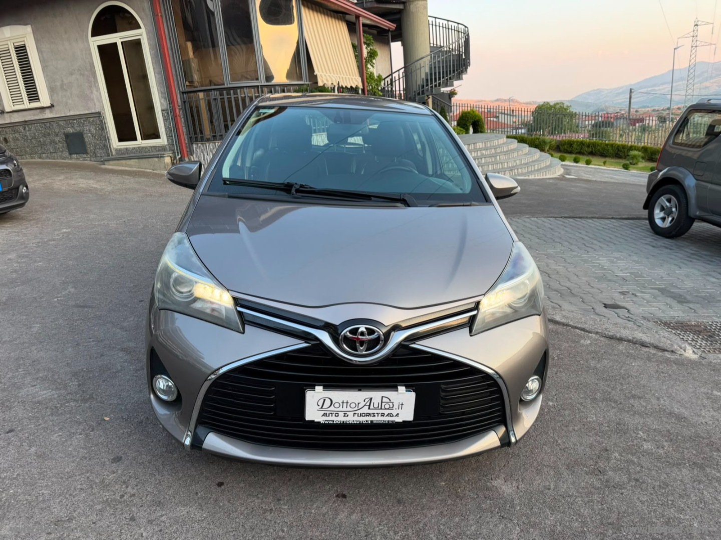 Yaris 1.4 D-4D 5p. Lounge - immagine 2