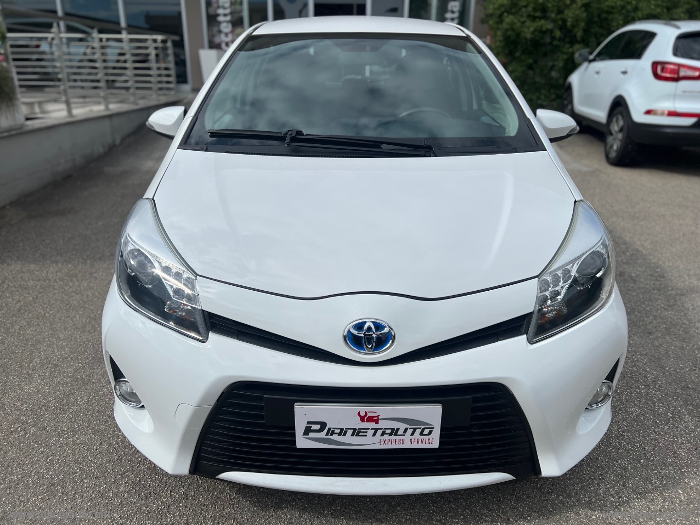 Yaris 1.5 Hybrid 5p. Active - immagine 2