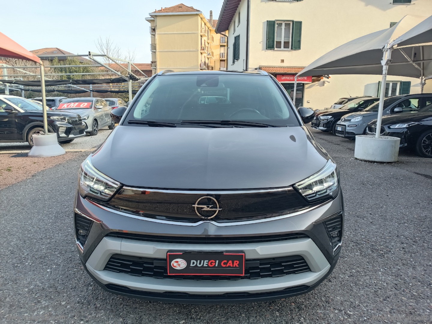 Crossland 1.2 12V S&S Design & Tech - immagine 2