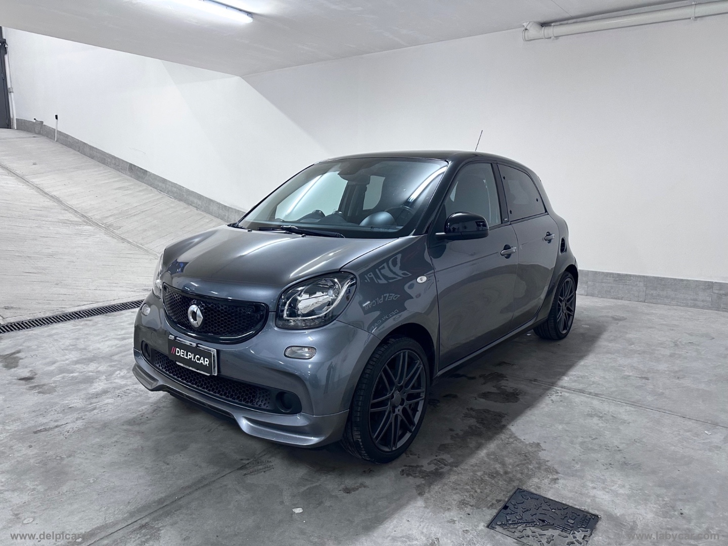 forfour BRABUS 90 0.9 Turbo twinamic Passion - immagine 2