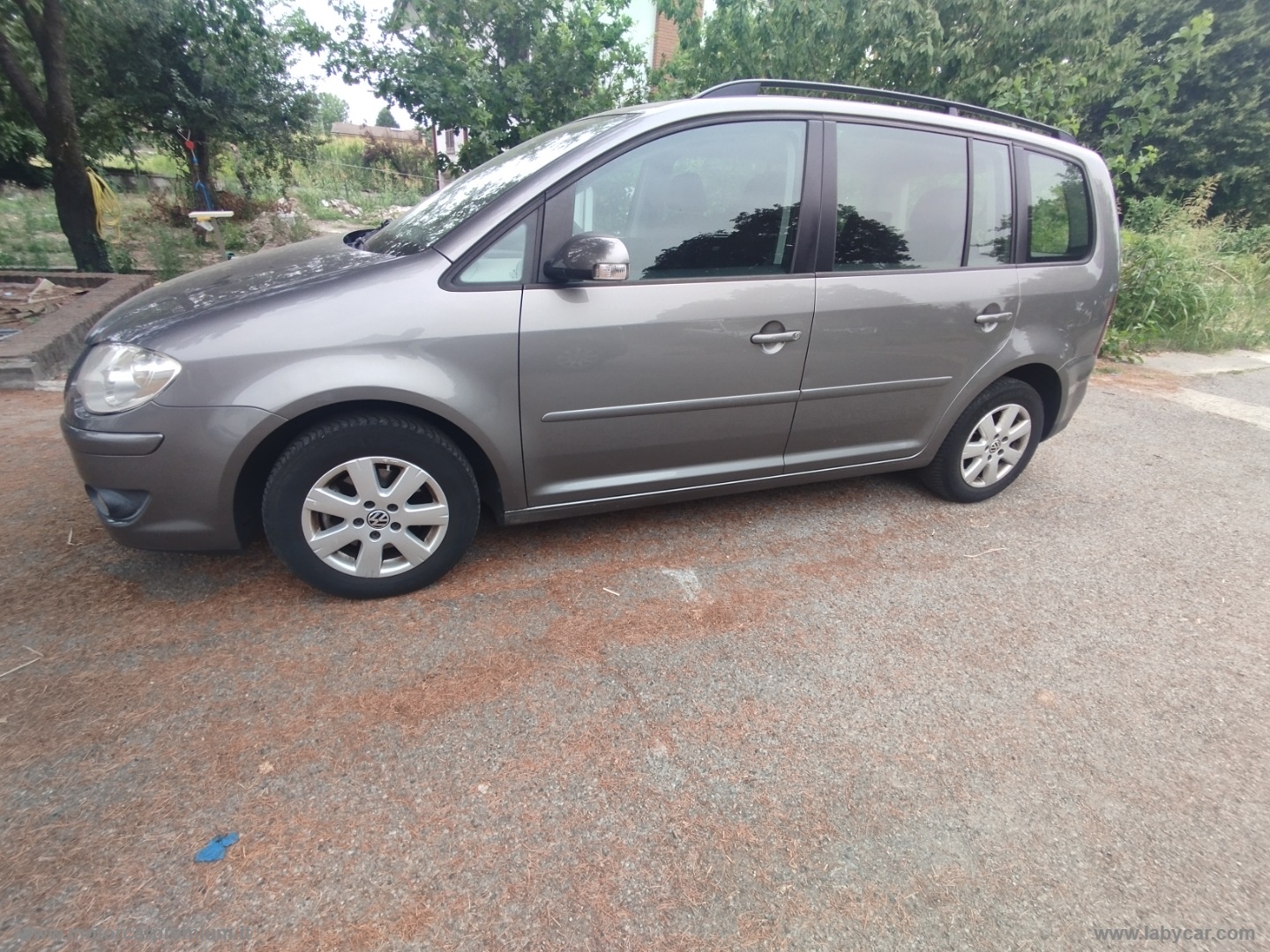 Touran 1.6 Trendline Bifuel G - immagine 2