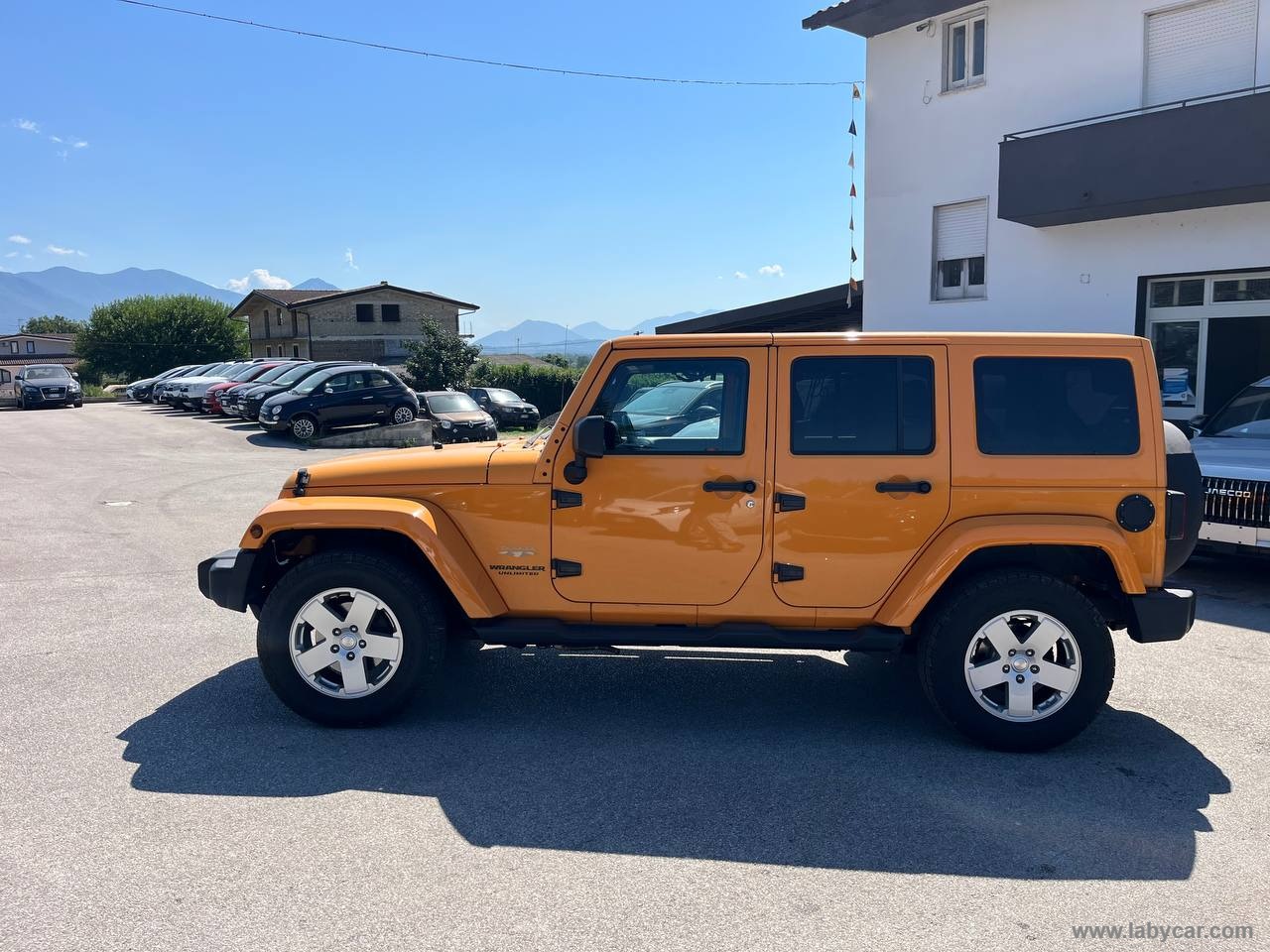 Wrangler Unlimited 3.6 V6 Sahara Auto - immagine 2