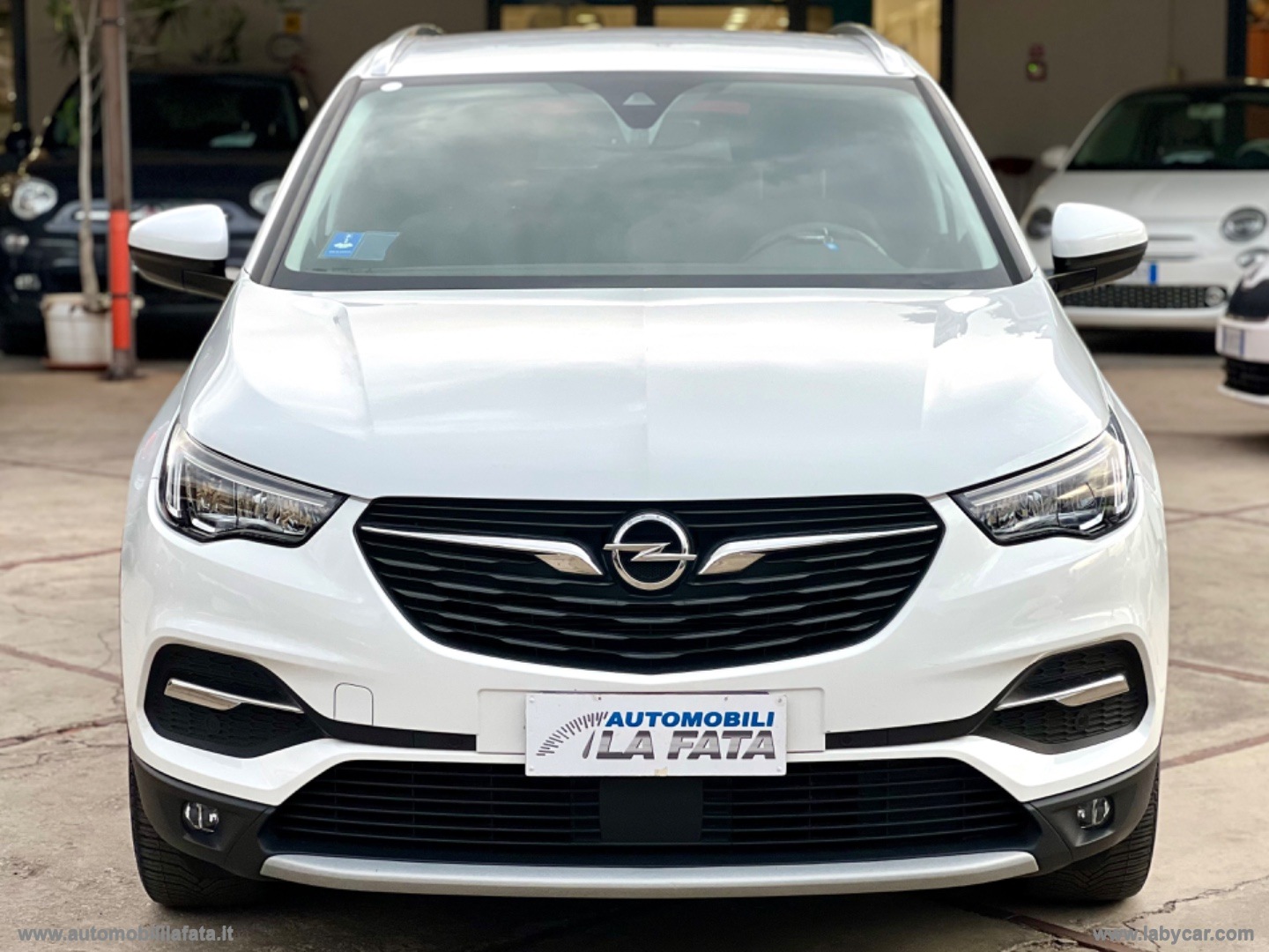 Grandland X 1.6 Hybrid Plug-in aut. FWD 04/2021 36.300KM - immagine 2