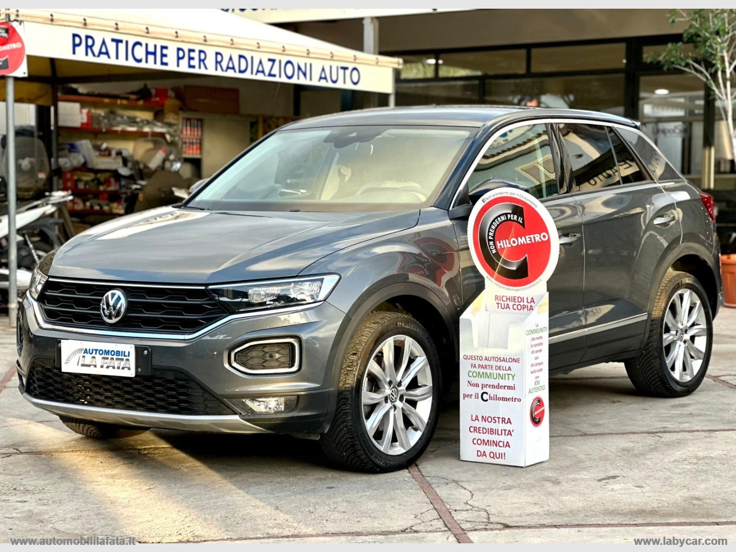 T-Roc 1.6 TDI SCR Advanced BlueMot.Tech. PARI AL NUOVO - immagine 2