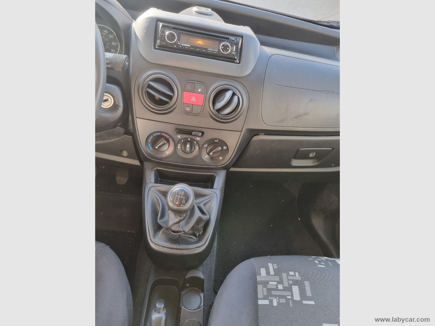 QUBO 1.4 8V 77 CV Dynamic Natural Power - immagine 2