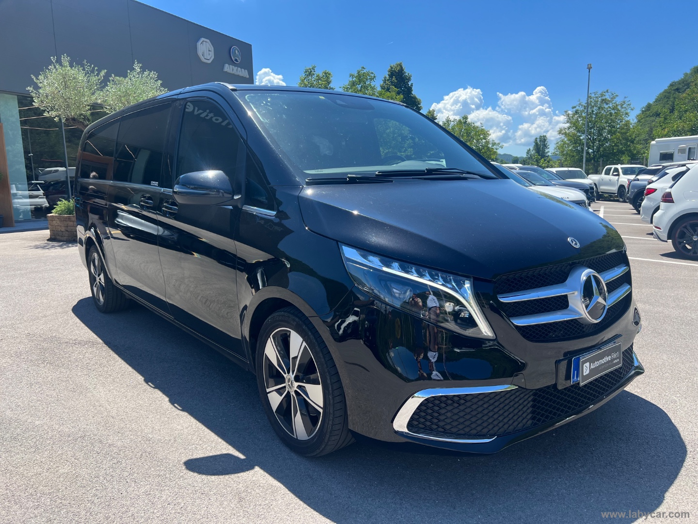 V 250 d Aut. Premium Extralong - immagine 3