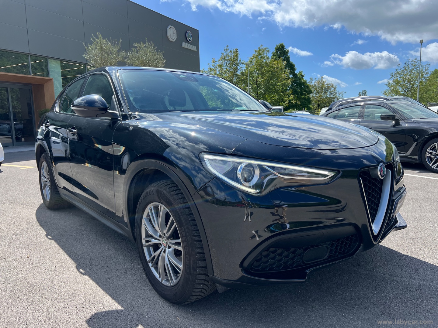 Stelvio 2.2 T.diesel 190 CV AT8 Q4 Bus. - immagine 3