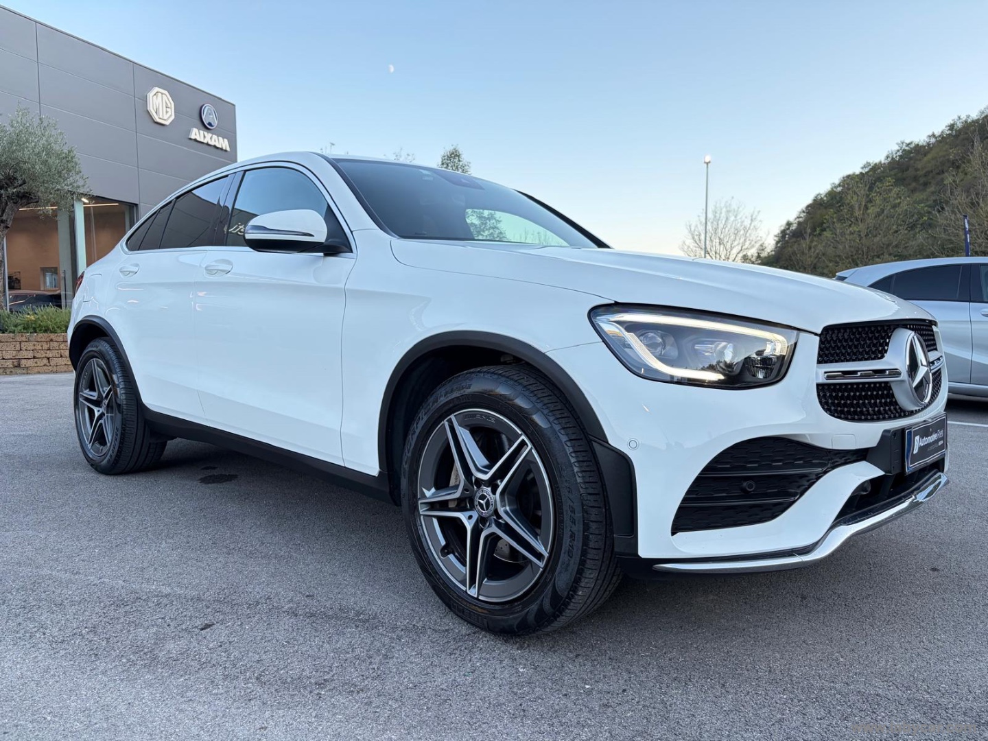 GLC 220 d 4Matic Coupé Premium - immagine 3