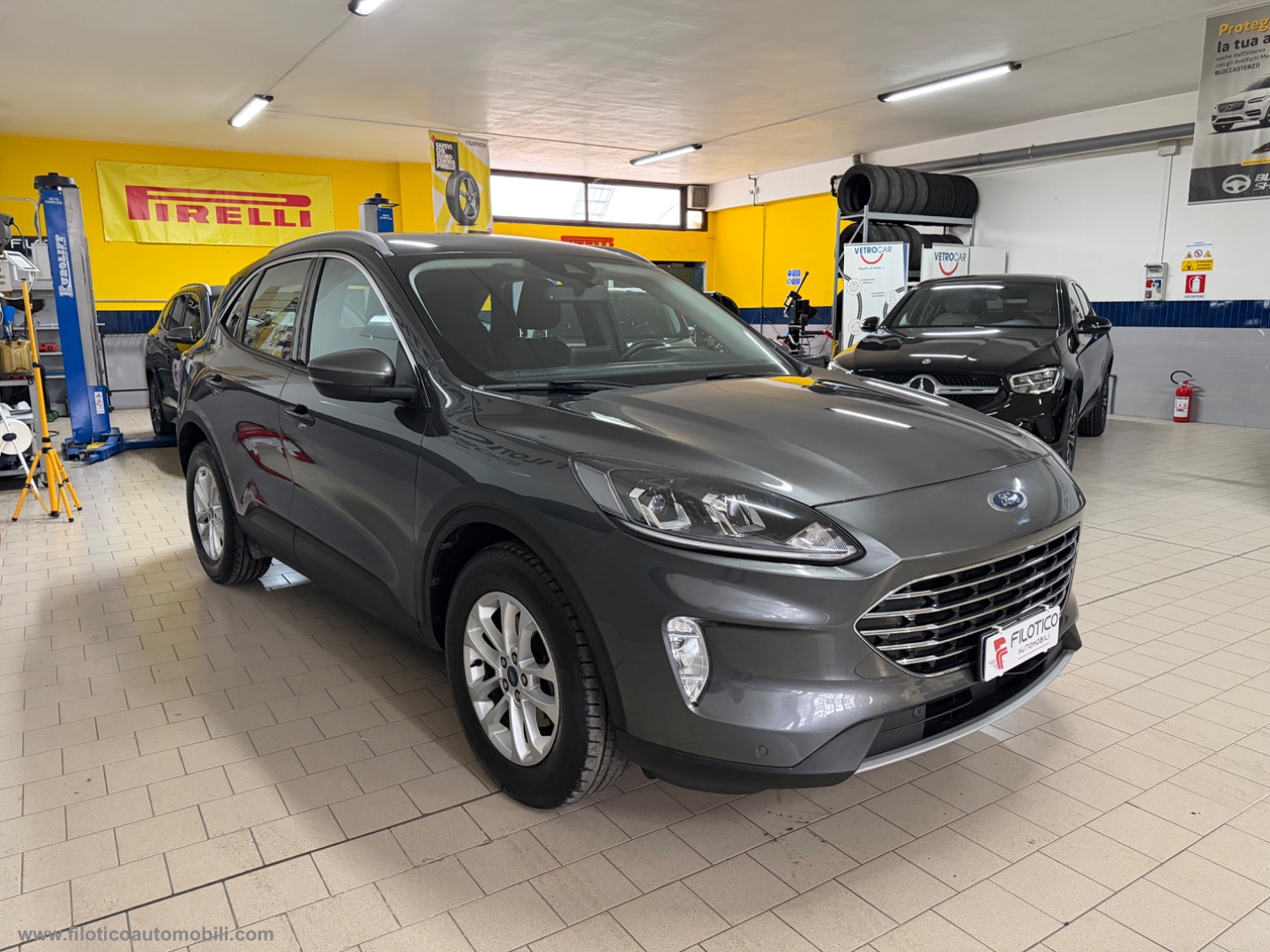 Kuga 1.5 EcoBlue 120 CV aut. 2WD ST-Line KM CERTIFICATI  38.209 - PARCHEGGIO AUTO FULL - immagine 3