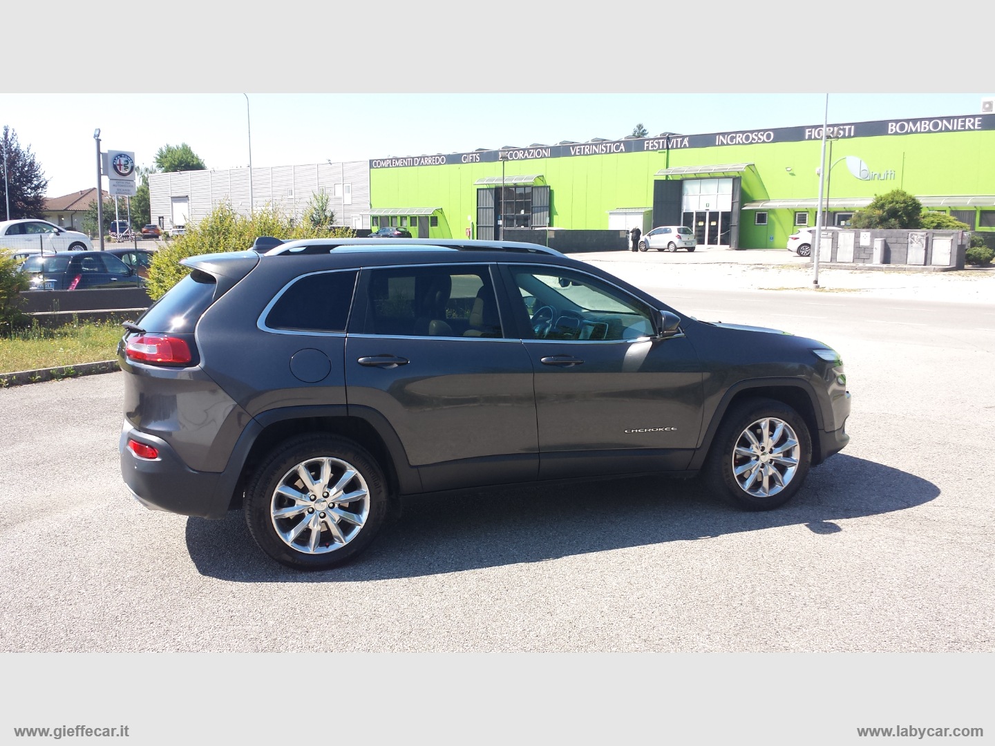 Cherokee 2.2 M-JET II 4WD Limited - immagine 3