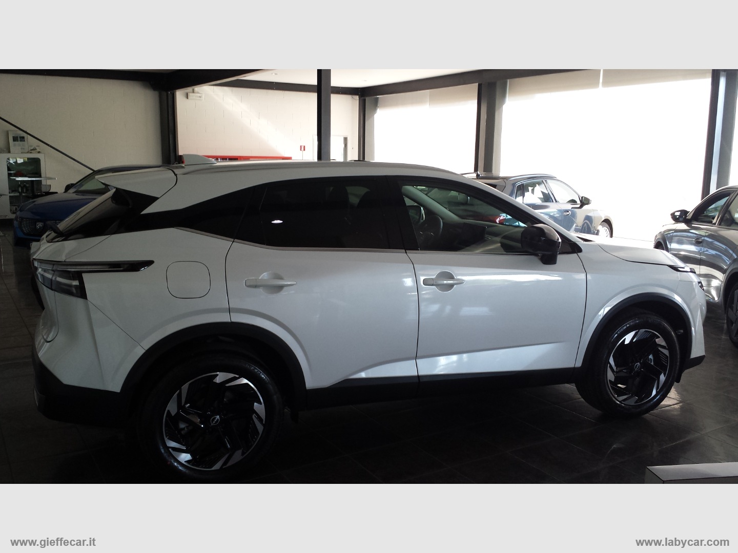 Qashqai MHEV 158 CV AUT. N-Connecta - immagine 3
