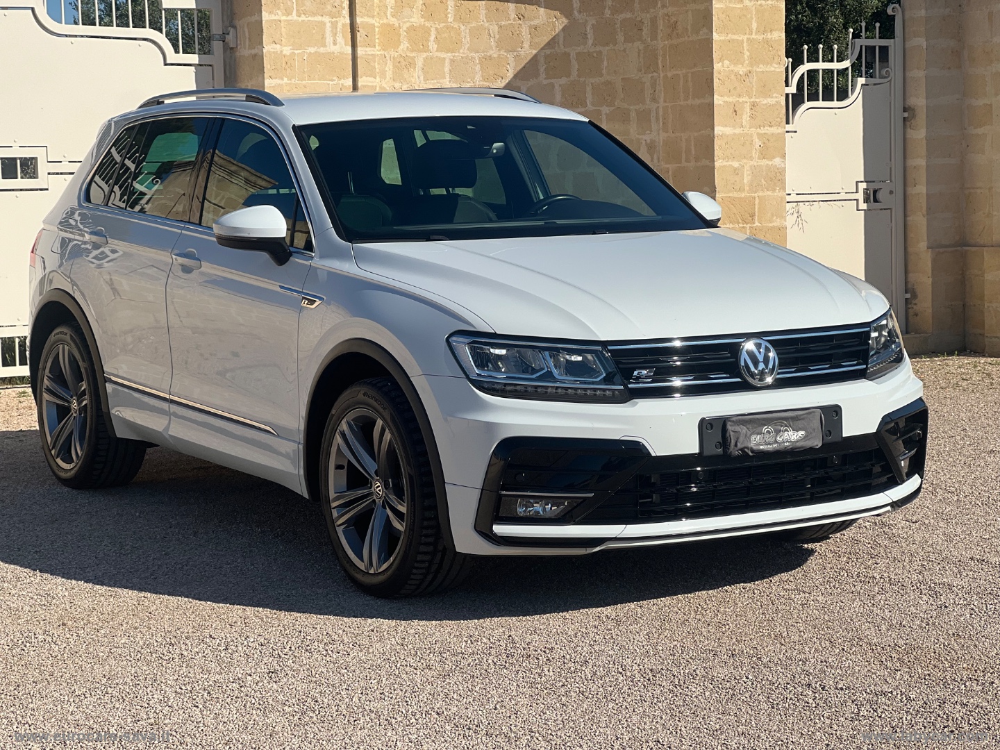 Tiguan 2.0 TDI DSG 4MOTION Sport BMT R-LINE - immagine 3