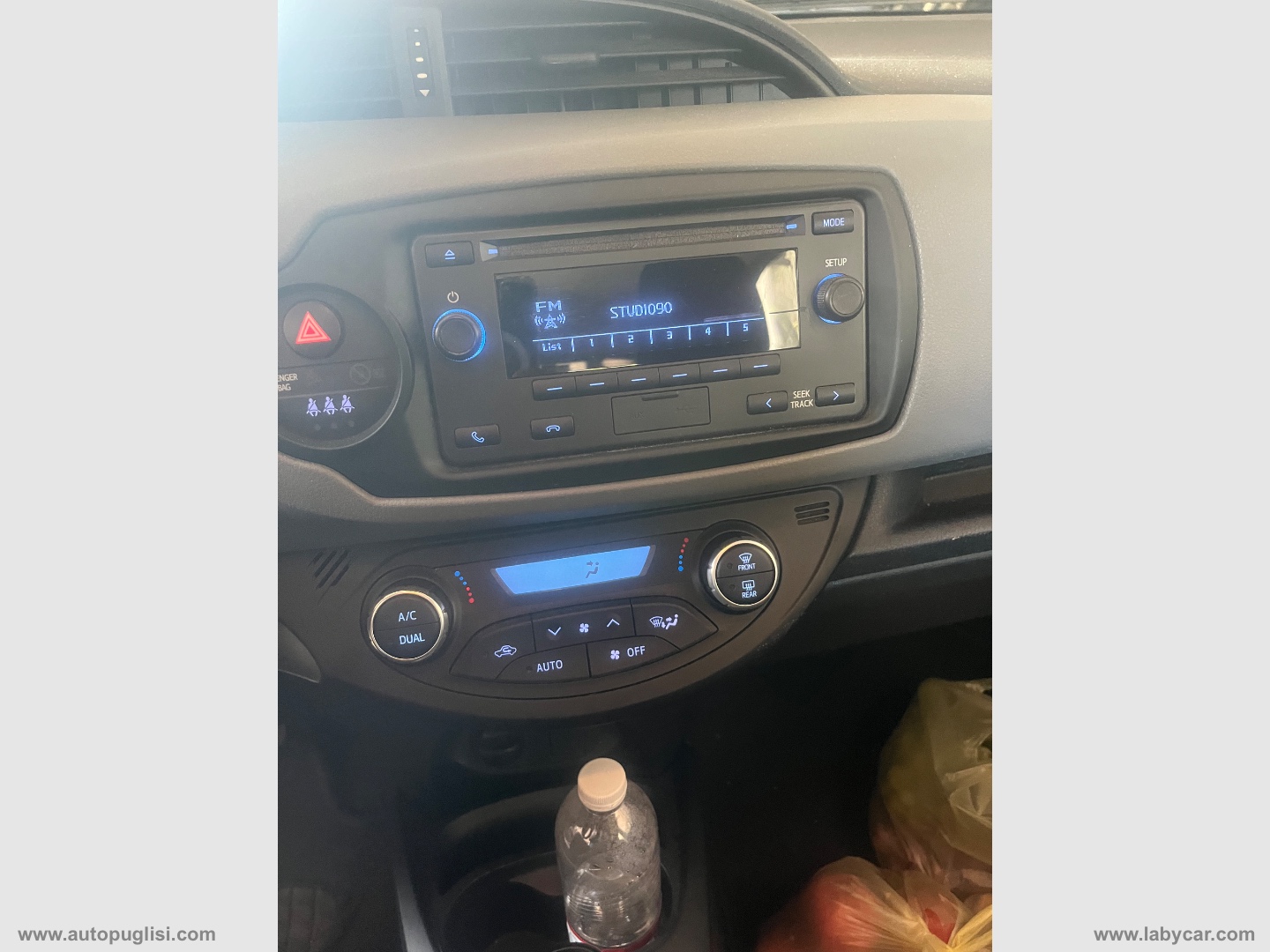 Yaris 1.5 Hybrid 5p. COOL - immagine 3