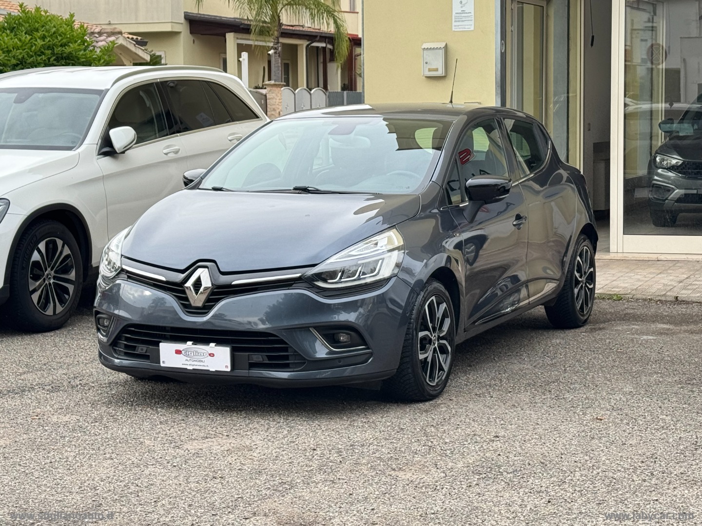 Clio dCi 8V 90CV 5p.Moschino Zen LED + TELEC POST - immagine 3