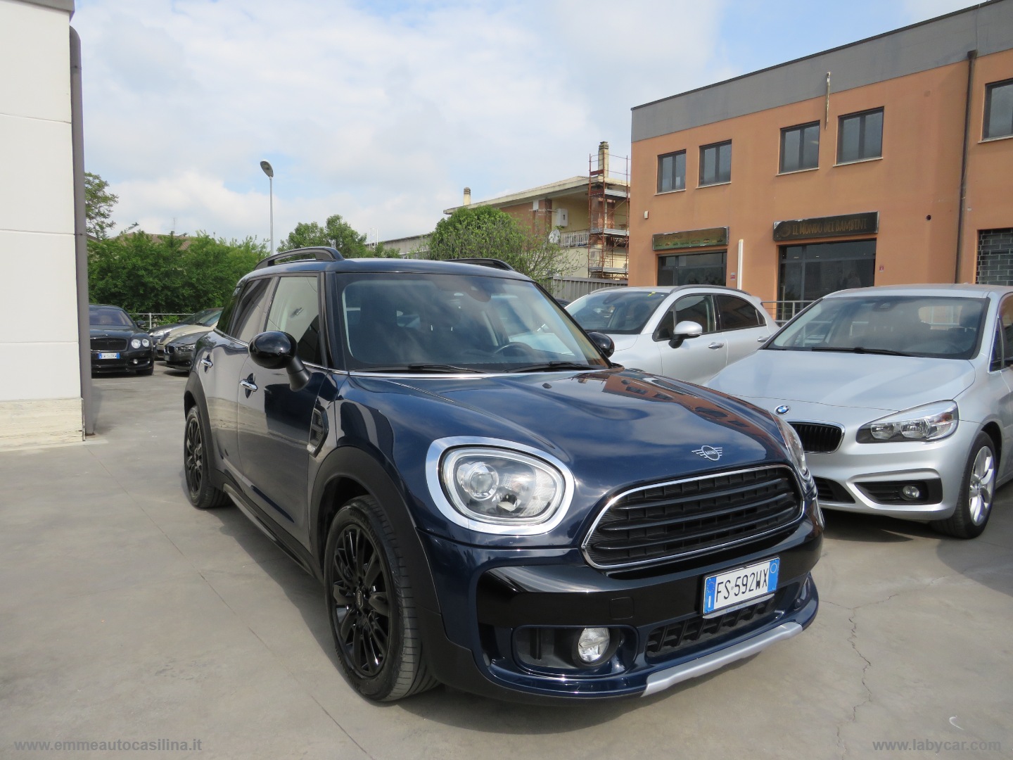 Mini Cooper D Business Countryman Autom. - immagine 3