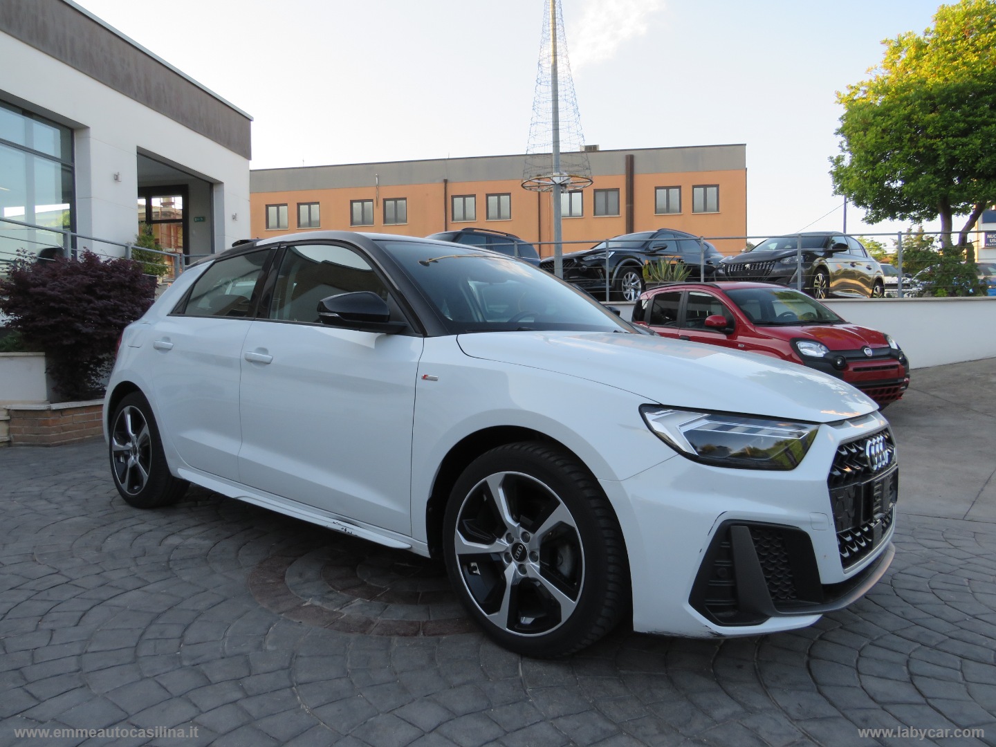 A1 SPB 30 TFSI S tronic S line edition - immagine 3