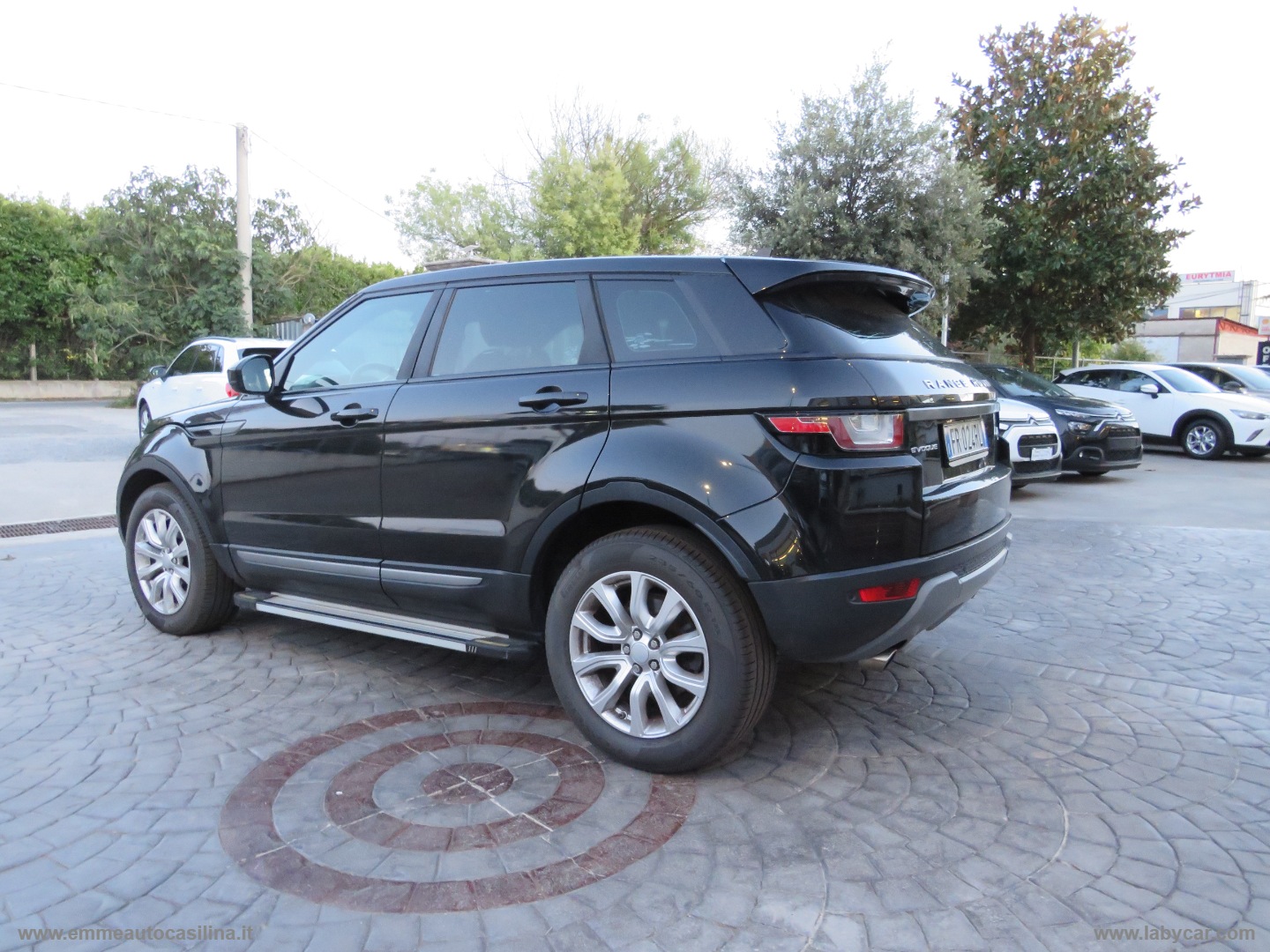 RR Evoque 2.0 TD4 150 CV 5p. SE Dynamic - immagine 3