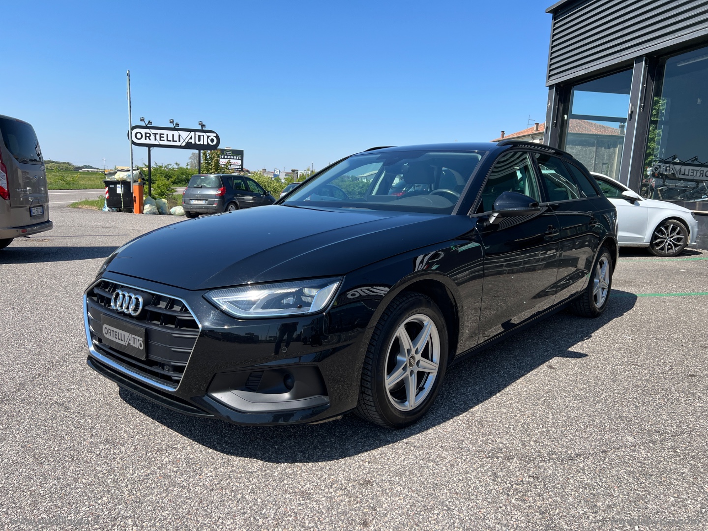 A4 Avant 35 TDI/163CV MHVE S tronic Business IVA DEDUCIBILE - immagine 3