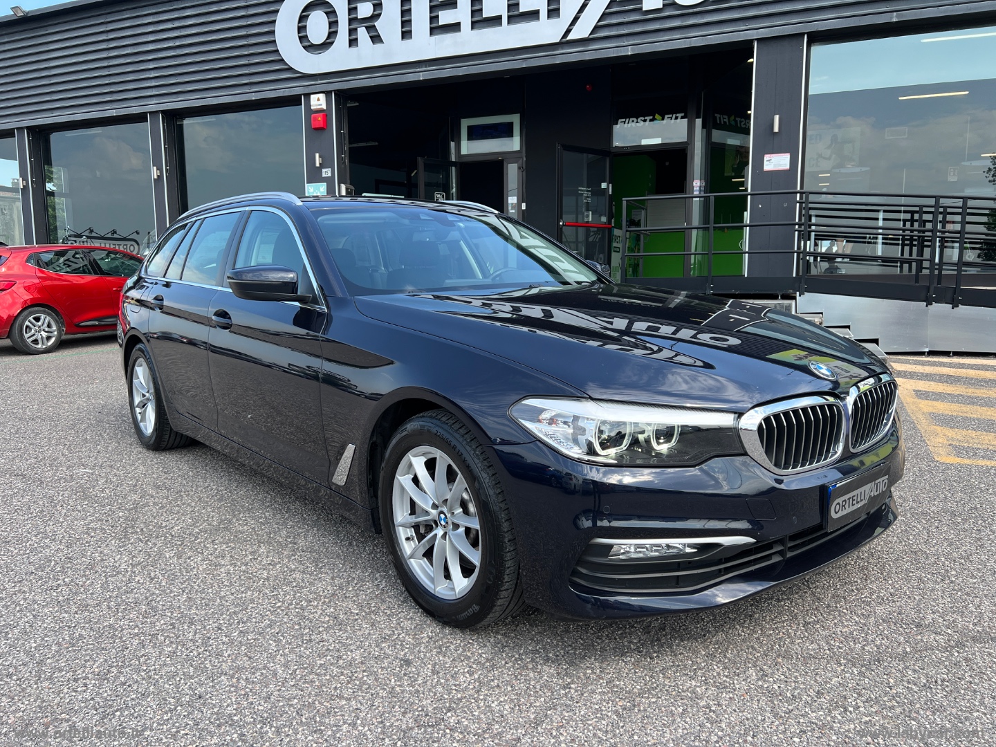530d xDrive Touring Business - immagine 3