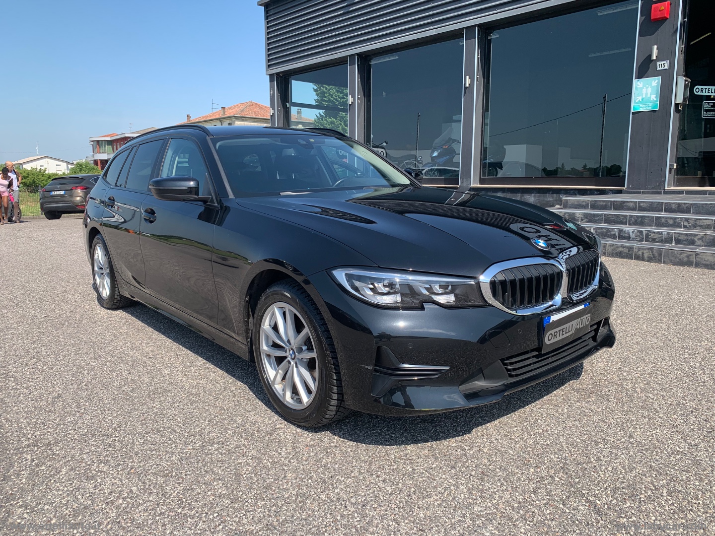 318d 48V Touring Business Advantage - immagine 3