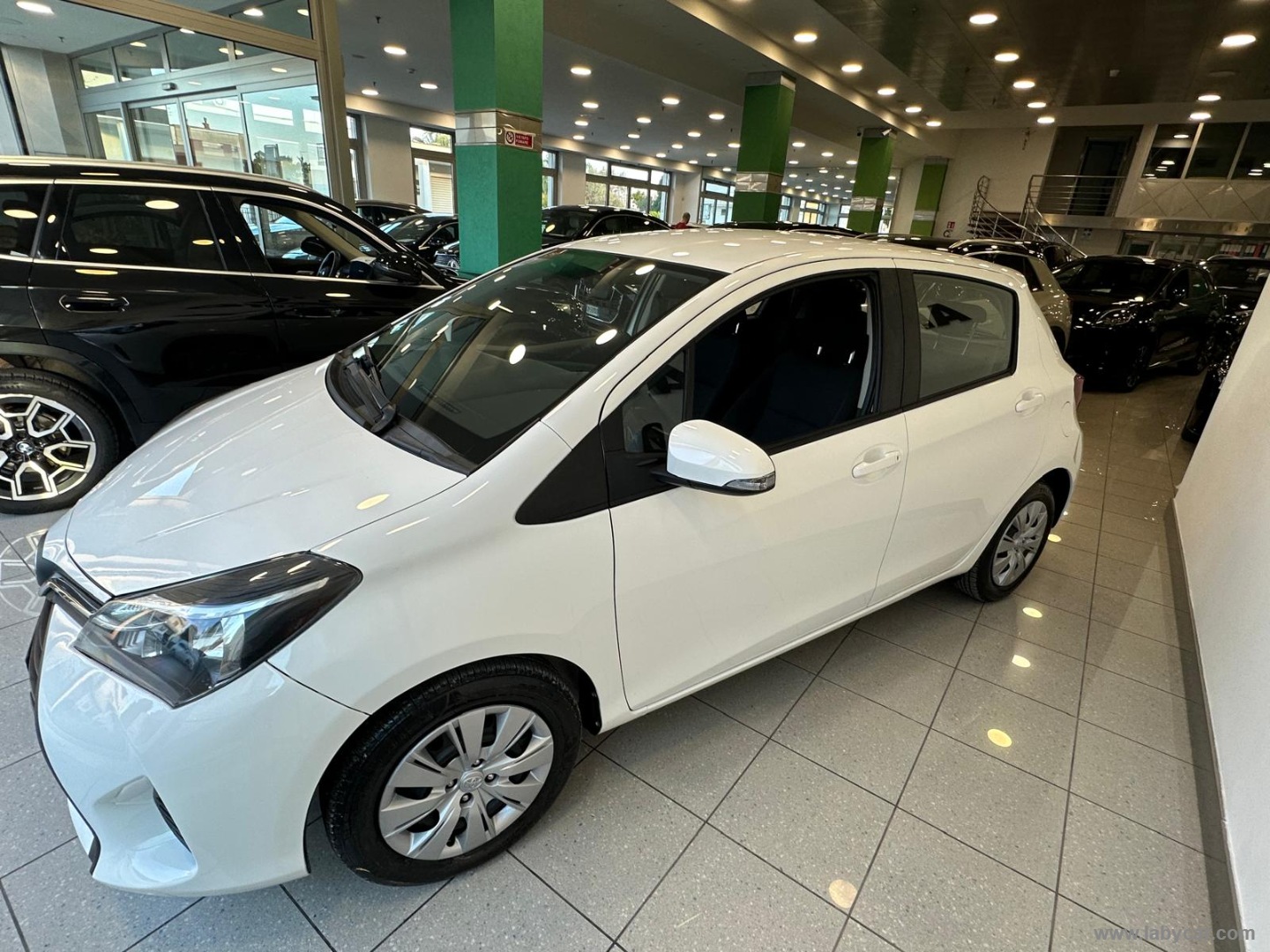 Yaris 1.0 5p. Active - immagine 3