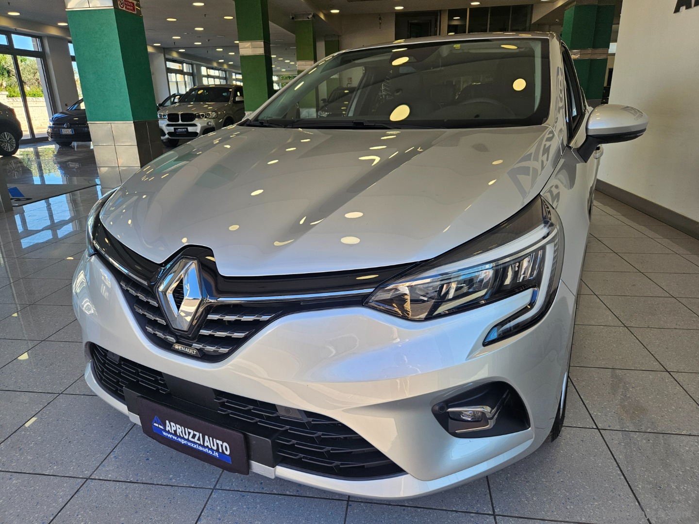Clio Hybrid E-Tech 140 CV 5p. E-Tech - immagine 3