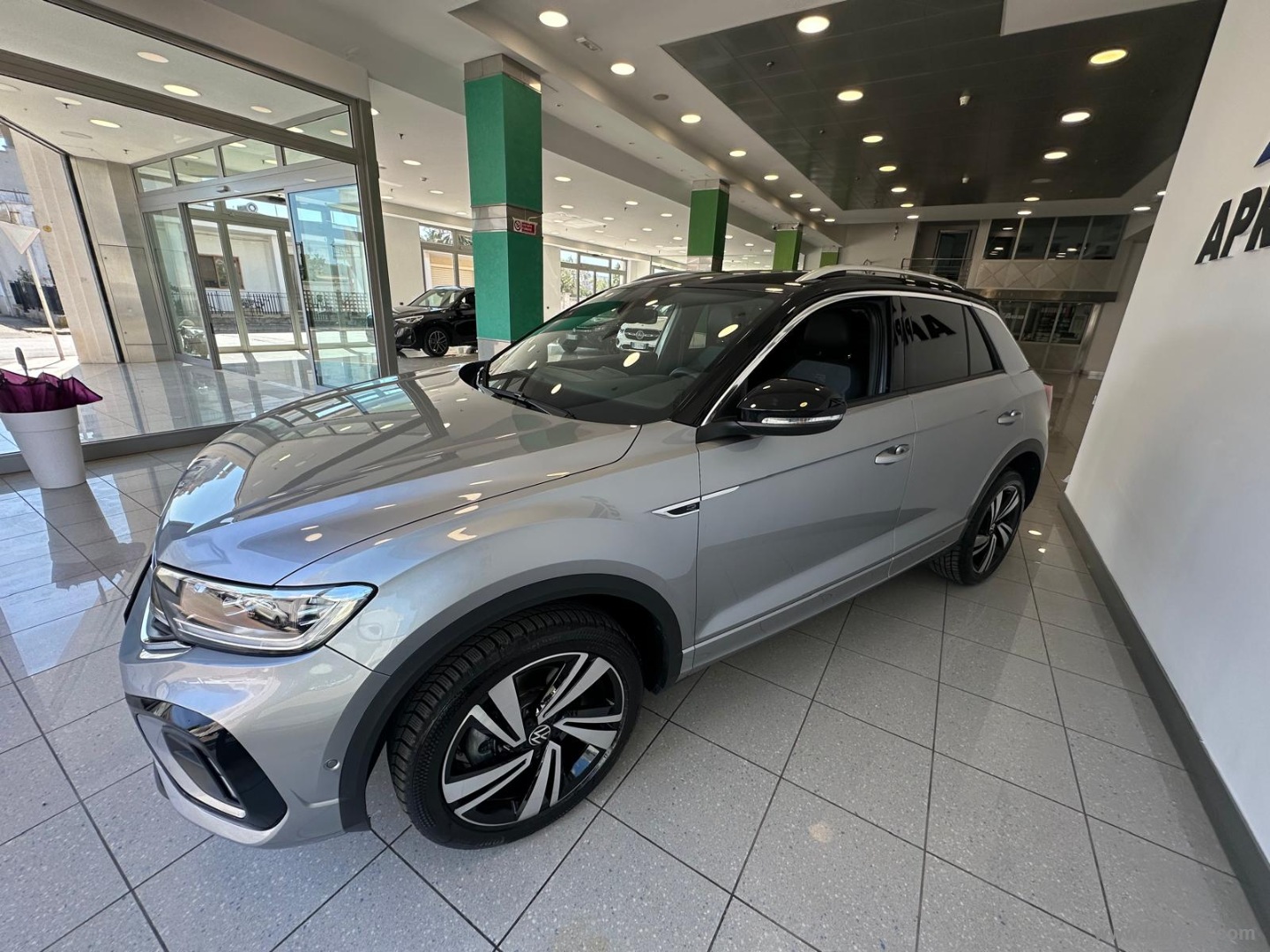 T-Roc 2.0 TDI SCR 150 CV DSG R-Line Plus - immagine 3