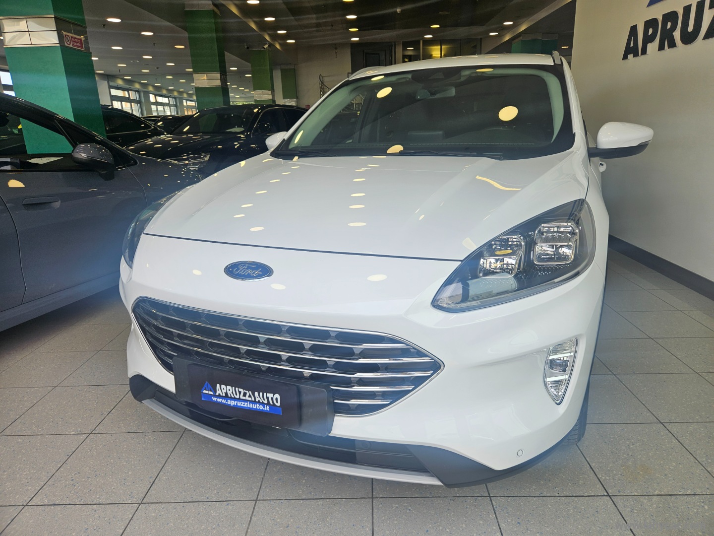 Kuga 2.0 EcoBlue 120 CV aut 2WD Tit.Bus. - immagine 3