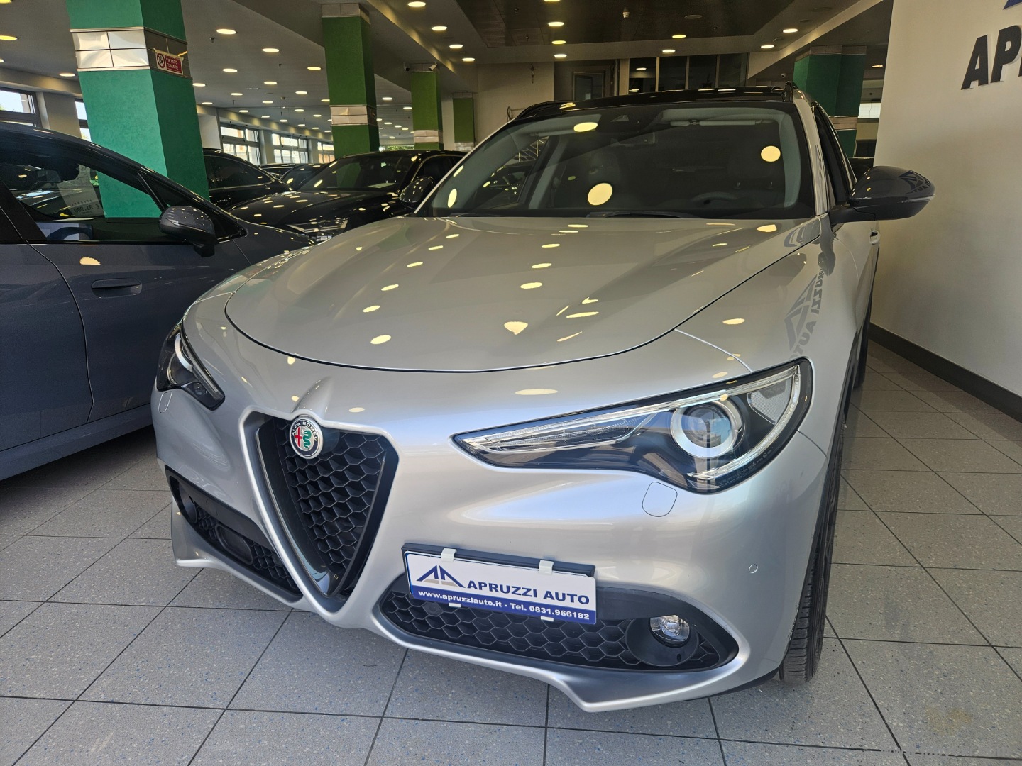 Stelvio 2.2 T.diesel 210 CV AT8 Q4 Exec. - immagine 3