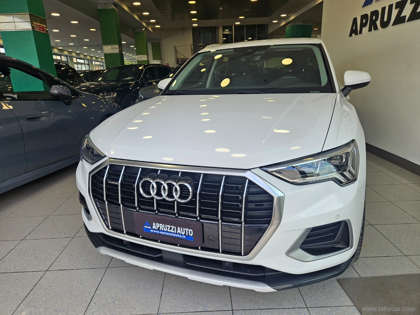Q3 40 TDI quattro S tr. Business Adv. - immagine 3