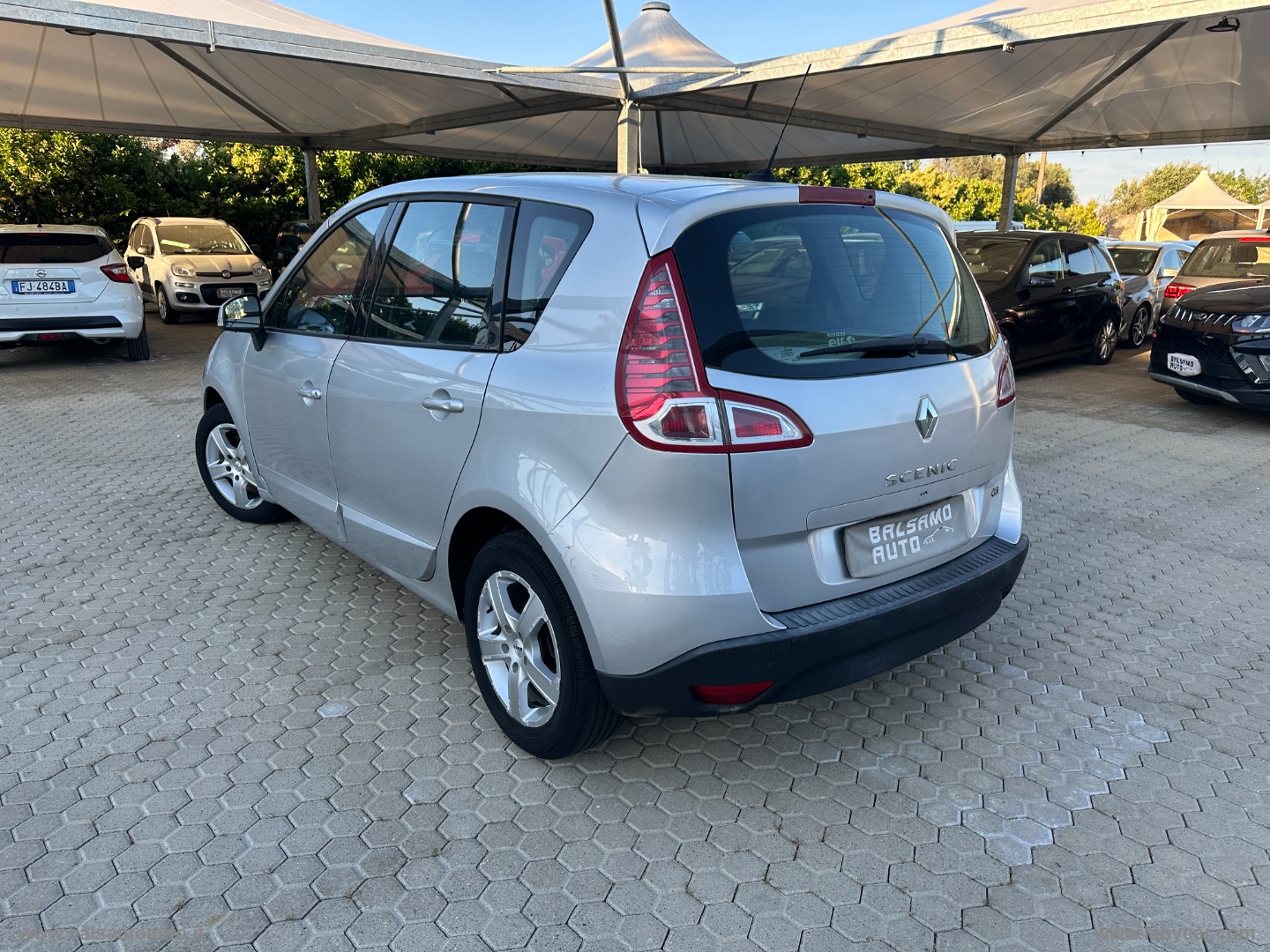 Scénic 1.5 dCi 110 CV Confort - immagine 3