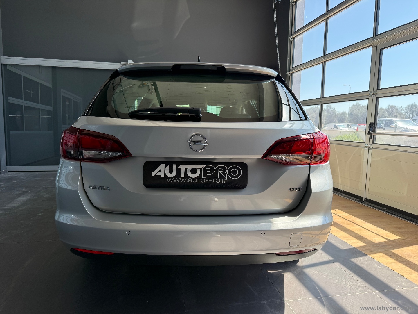 Astra 1.6 CDTi 110 CV S&S ST Business - immagine 3
