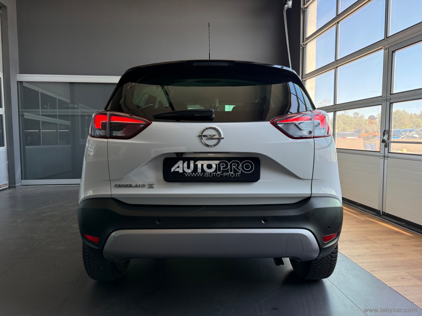 Crossland X 1.2 T 12V 110CV aut.120 Ann. - immagine 3