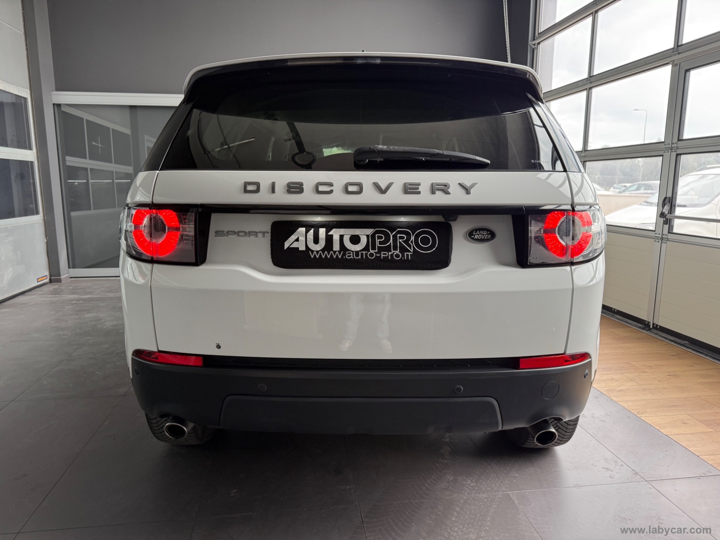 Discovery Sport 2.0 TD4 150 CV HSE - immagine 3