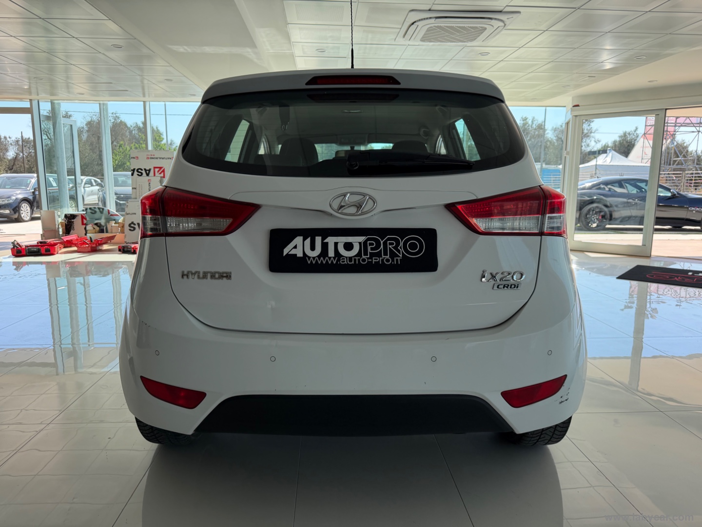 ix20 1.4 CRDI 90 CV Comfort - immagine 3