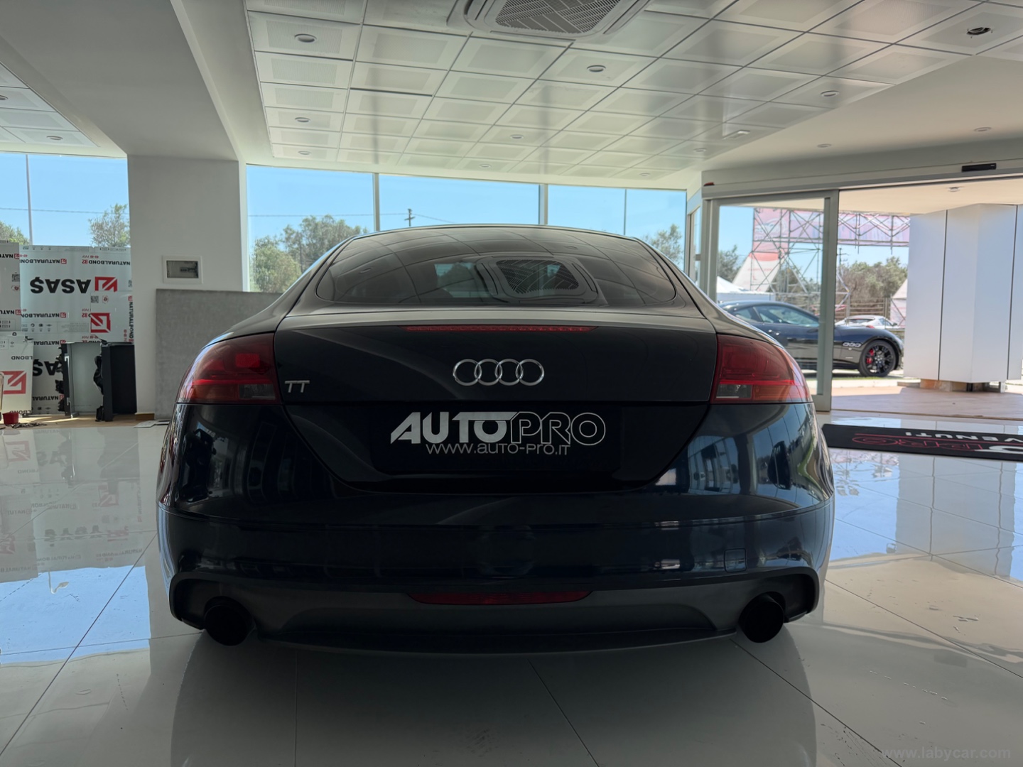 TT Coupé 2.0 TDI quattro - immagine 3