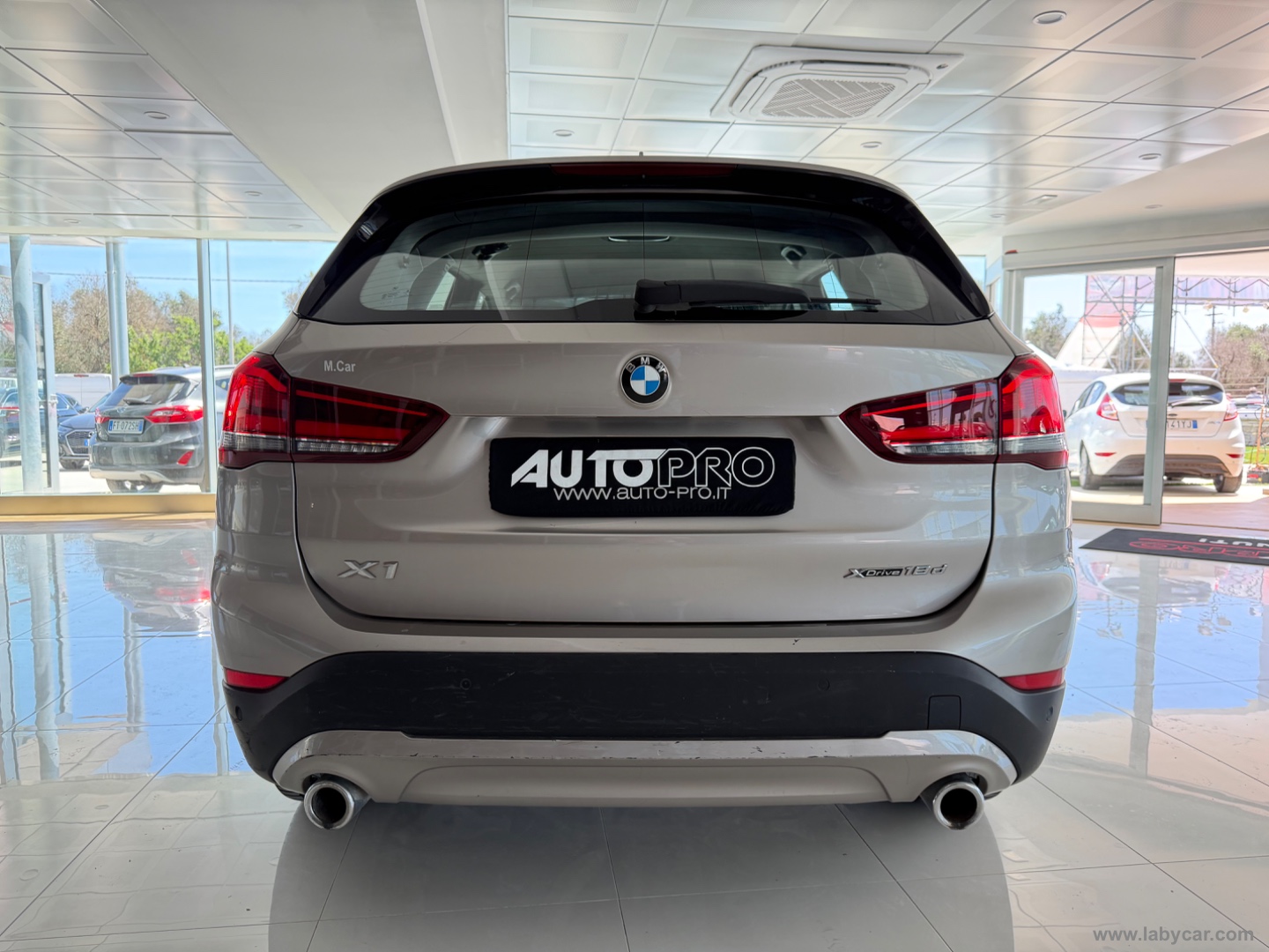 X1 xDrive18d xLine Plus - immagine 3