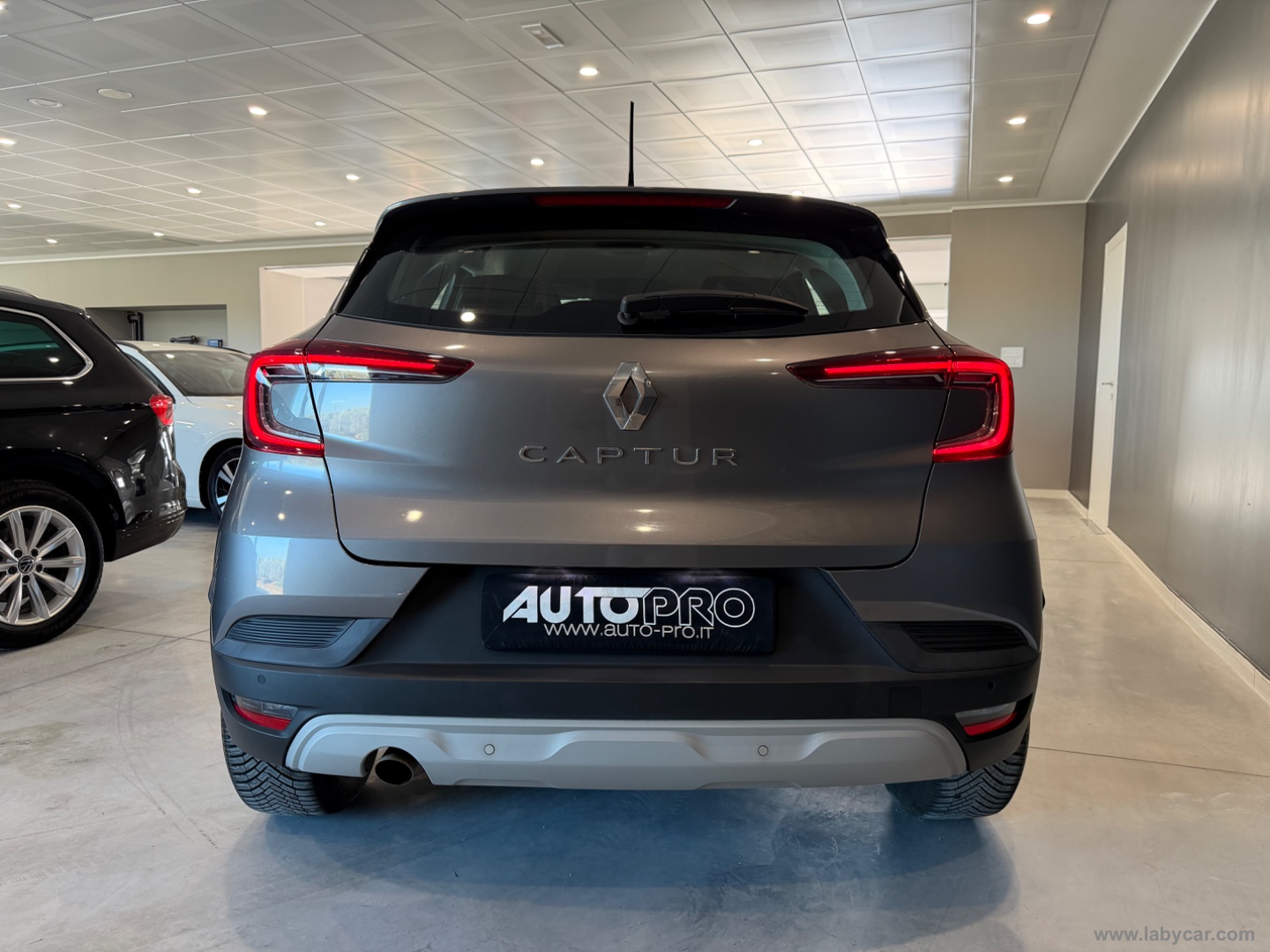 Captur TCe 12V 90 CV Business - immagine 3